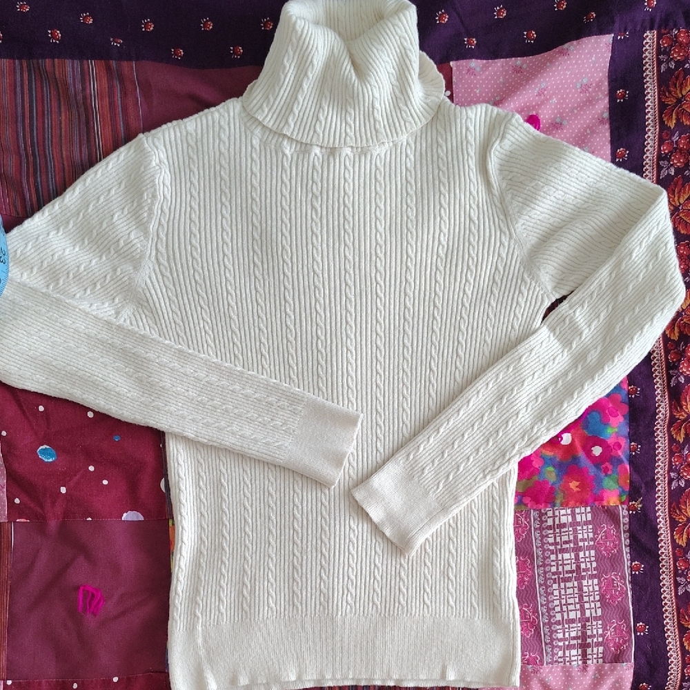 Moussy Cream Cable-Knit Turtleneck Sweater